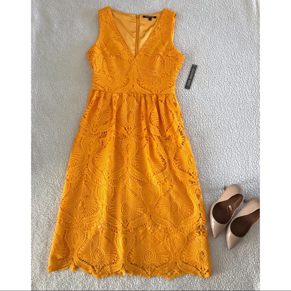 Gianni Bini Debi Lace Midi Dress